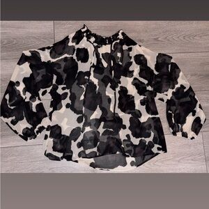 Sanctuary Size Medium Long Sleeved Sheer Animal Print Blouse Black White EUC